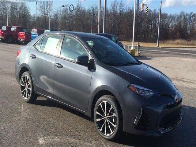 2017 Toyota Corolla SE 4dr Sedan CVT